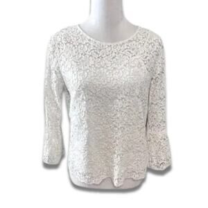 Seed Floral Lace Blouse Long Bell Shaped Sleeves Back Keyhole Closure White W L